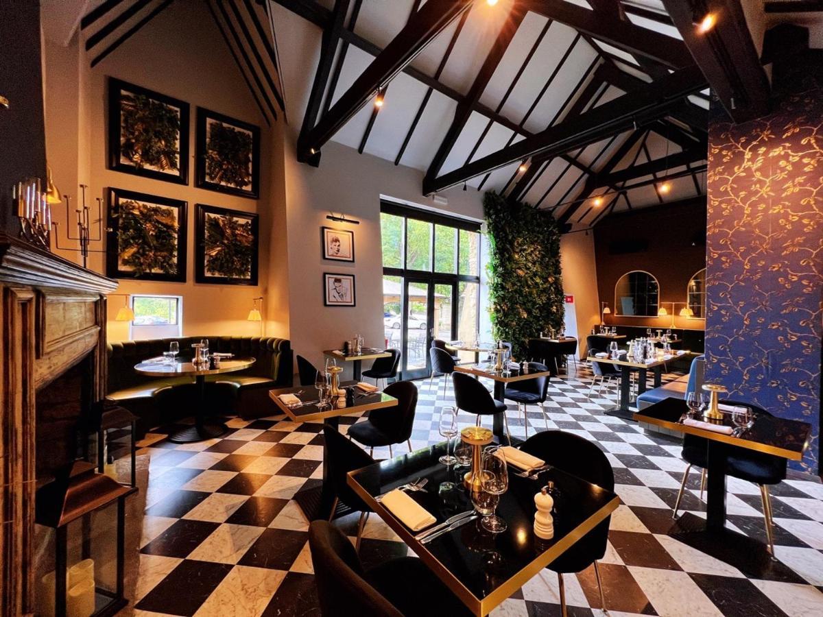 بيسيستر The Chesterton Hotel المظهر الخارجي الصورة