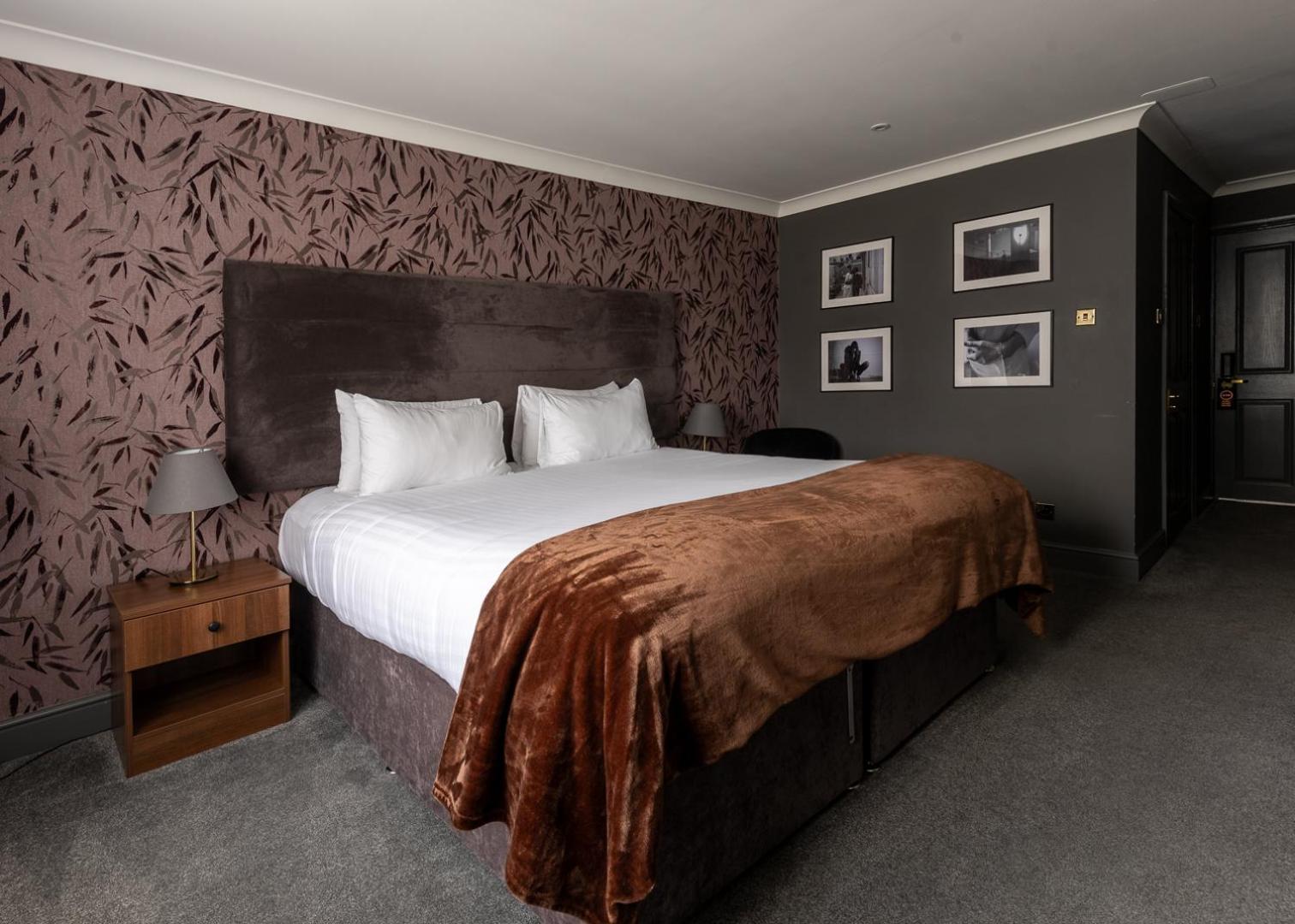 بيسيستر The Chesterton Hotel المظهر الخارجي الصورة